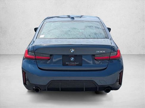 Used 2026 BMW 330i Sedan w/ M Sport Package RWD image 7
