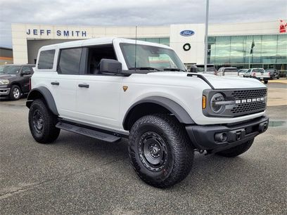 New 2025 Ford Bronco Badlands w/ Sasquatch Package