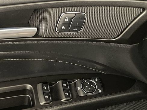 Used 2017 Ford Fusion Titanium AWD/4WD image 18