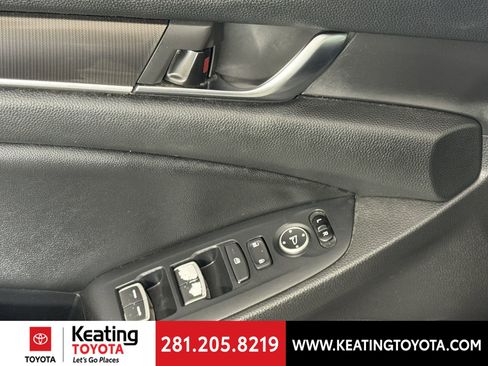 Used 2020 Honda Accord Sport image 11