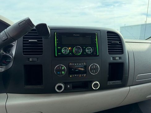 Used 2011 GMC Sierra 1500 SLE w/ Power Tech Package RWD image 16
