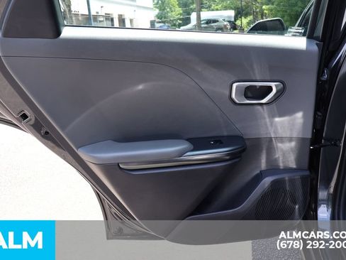 Used 2025 Kia K4 FWD image 19