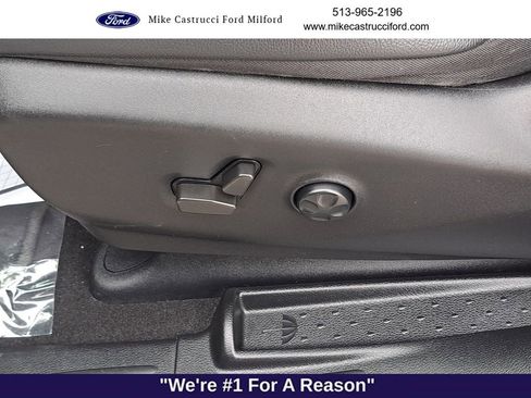 Used 2022 Chrysler Pacifica Touring-L w/ S Appearance Package image 21