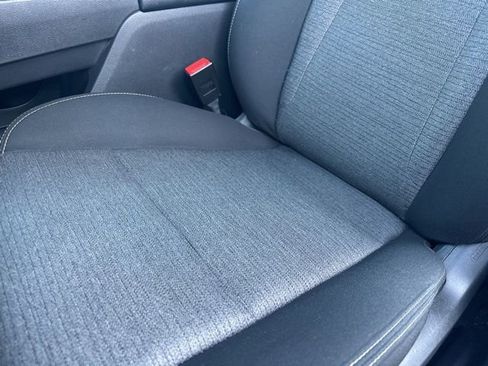 Used 2023 Nissan Rogue SV image 12