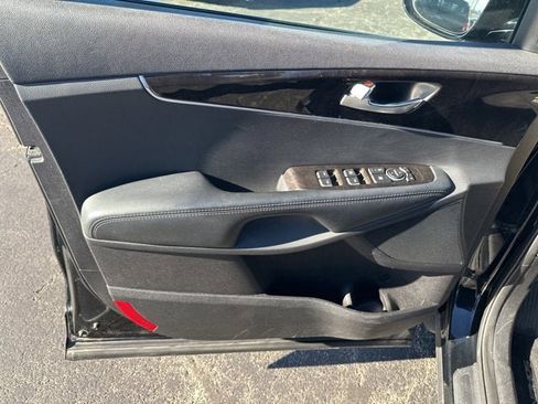 Used 2016 Kia Sorento LX image 13