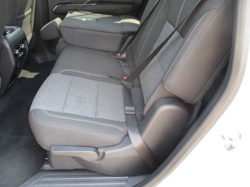 Used 2025 GMC Acadia Elevation image 11