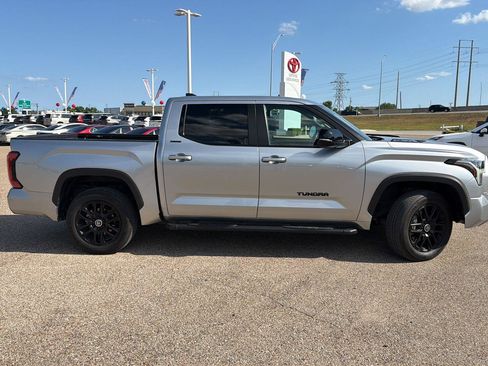 Used 2024 Toyota Tundra Limited AWD/4WD image 2