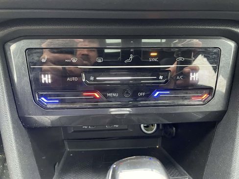 Used 2024 Volkswagen Tiguan SE R-Line w/ MDO Package, Three-Row image 42