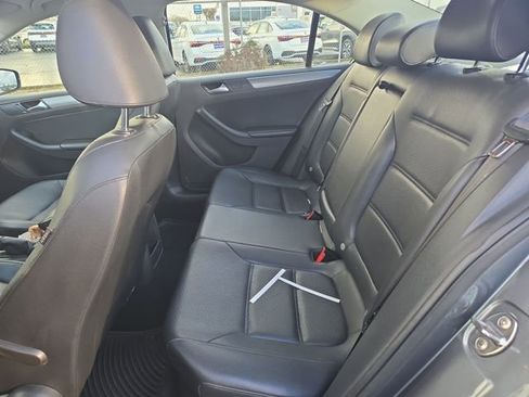 Used 2015 Volkswagen Jetta TDI SE image 11
