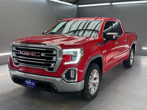Used 2022 GMC Sierra 1500 SLT AWD/4WD image 3