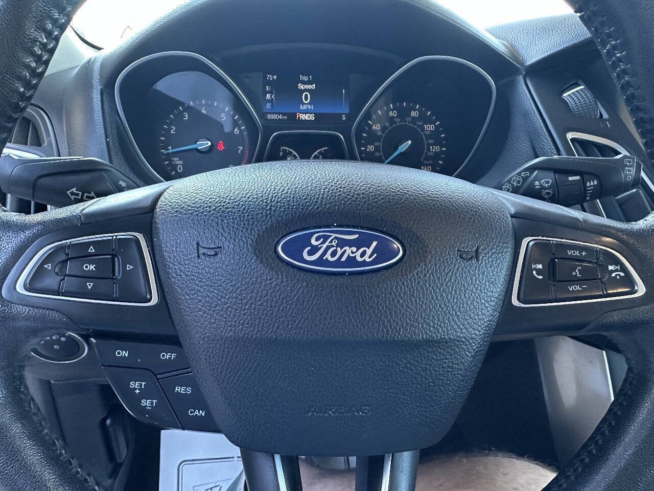 Used 2016 Ford Focus Titanium FWD image 13