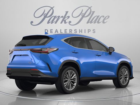 Used 2025 Lexus NX 250 FWD w/ Cold Area Package image 3