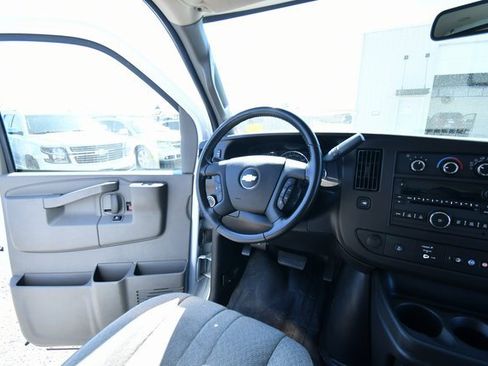 Used 2021 Chevrolet Express 3500 w/ Power Convenience Package image 18