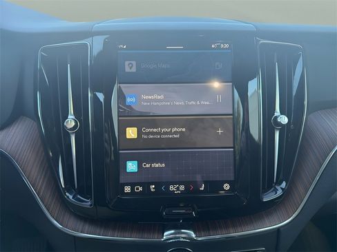 Used 2024 Volvo XC60 B5 Plus w/ Protection Package Premier image 17