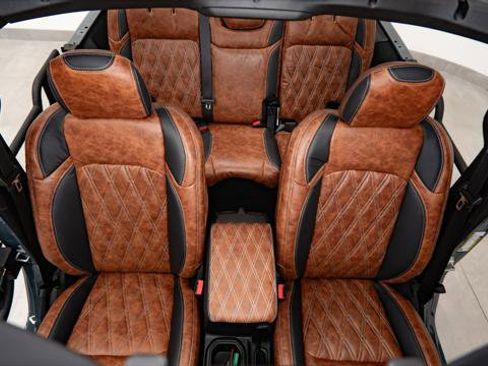 Used 2026 Jeep Wrangler Unlimited Sport image 23