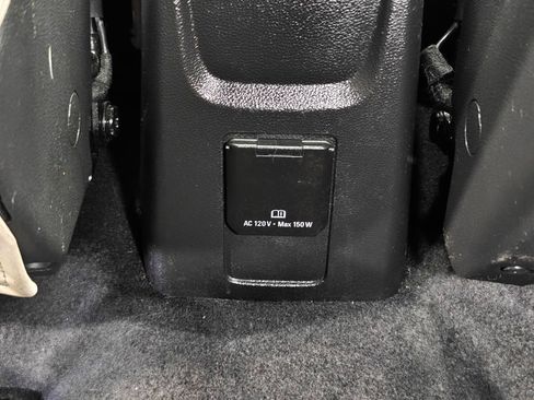 Used 2019 Buick Encore Essence w/ Experience Buick Package AWD/4WD image 27