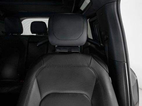 Used 2023 Land Rover Defender 90 V8 image 52