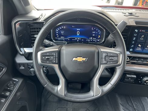 Used 2023 Chevrolet Silverado 1500 LT image 26