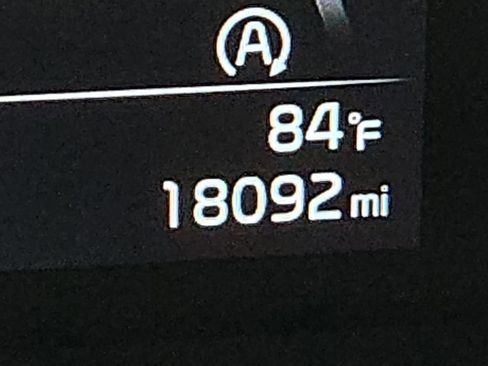 Used 2025 Kia Soul LX w/ LX Technology Package image 18