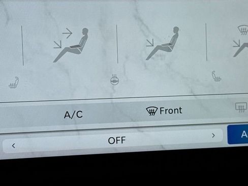 Used 2024 Jeep Wrangler Rubicon w/ Safety Group image 23