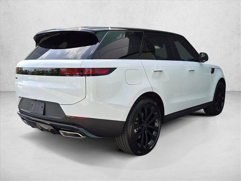 New 2026 Land Rover Range Rover Sport SE AWD/4WD image 2