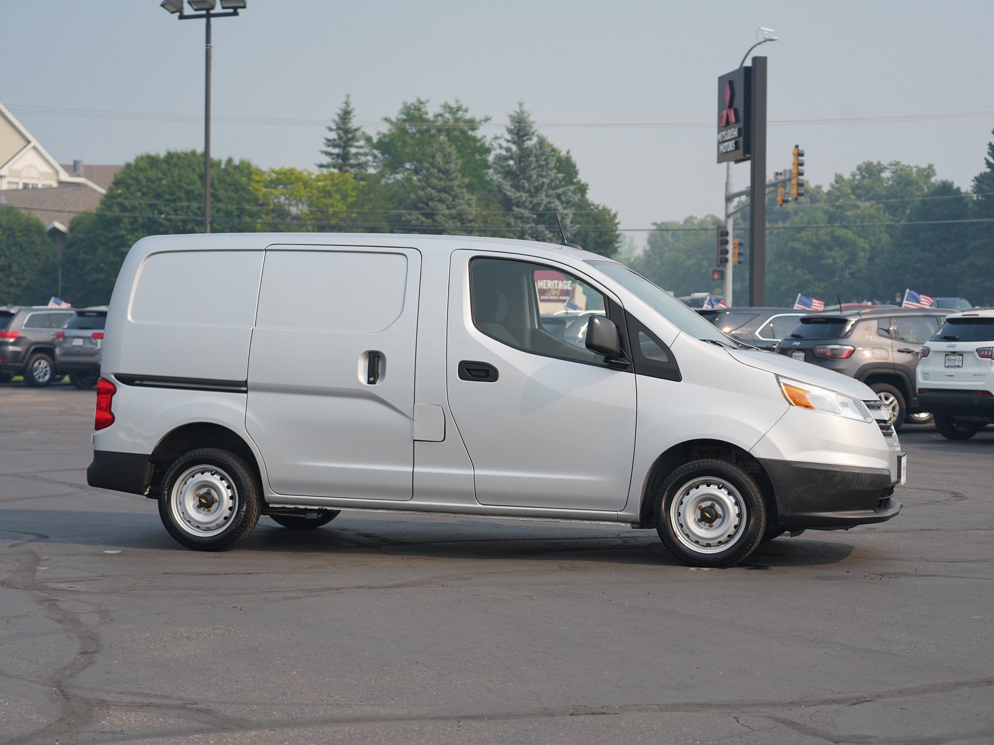 Used 2017 Chevrolet City Express LT w/ Technology Package FWD image 2