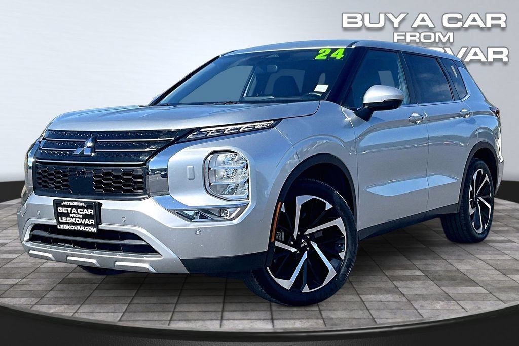 Used 2024 Mitsubishi Outlander SE AWD/4WD image 12