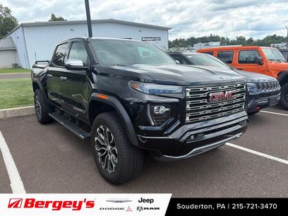 Used 2025 GMC Canyon Denali
