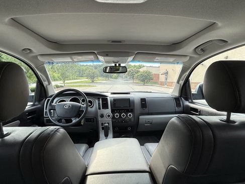 Used 2008 Toyota Sequoia SR5 image 23