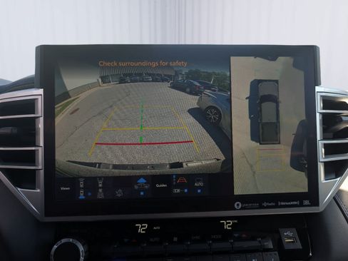 Used 2024 Toyota Tundra Platinum AWD/4WD image 32