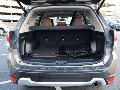 Used 2020 Subaru Forester Touring image 5