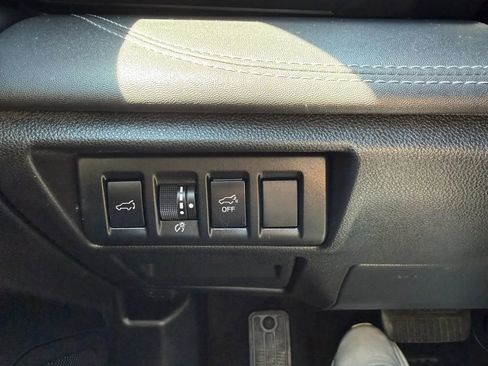 Used 2020 Subaru Outback Limited AWD/4WD image 30