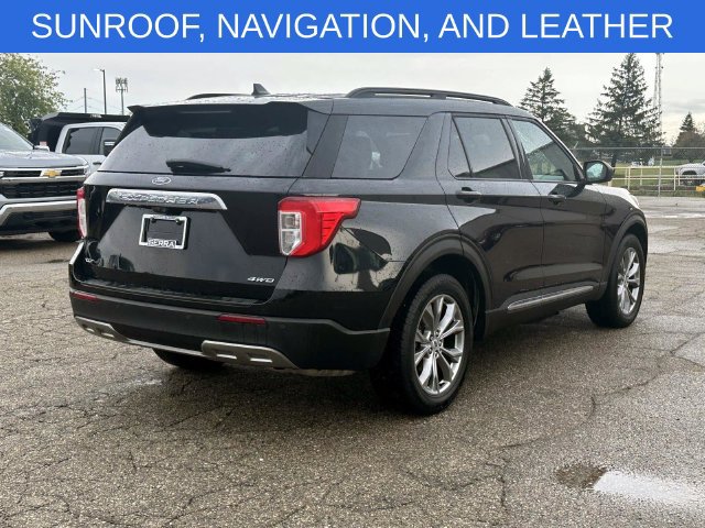 Used 2022 Ford Explorer XLT w/ Equipment Group 202A AWD/4WD image 5