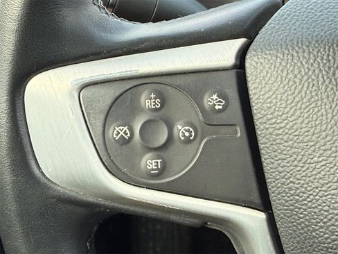 Used 2023 GMC Acadia SLT image 15