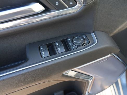 Used 2024 Chevrolet Silverado 2500 High Country w/ Z71 Off-Road Package image 18