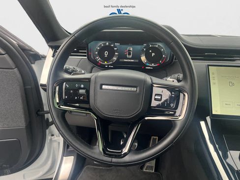 Used 2024 Land Rover Range Rover Sport Dynamic SE image 24