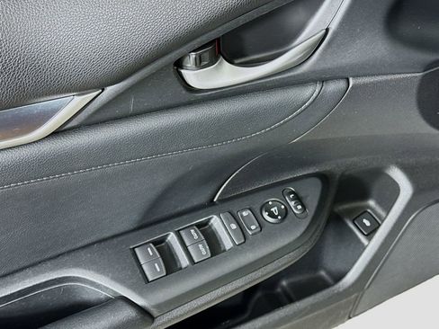 Used 2016 Honda Civic EX-L image 23