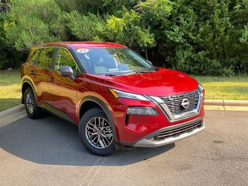 Used 2023 Nissan Rogue S AWD/4WD image 1