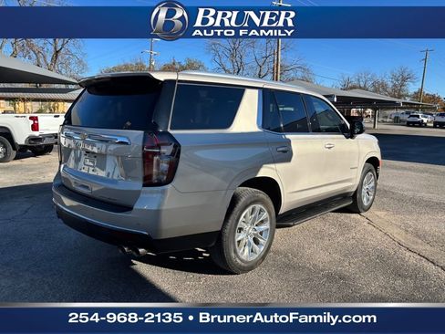 Used 2023 Chevrolet Tahoe Premier image 5