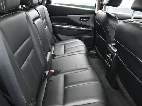 Used 2022 Nissan Murano SV w/ SV Midnight Edition Package image 18