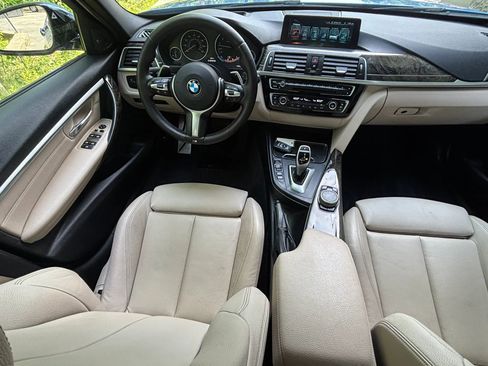 Used 2017 BMW 330i xDrive Sedan AWD/4WD image 23