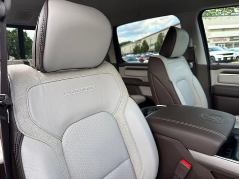 Used 2026 RAM 1500 Laramie AWD/4WD image 28