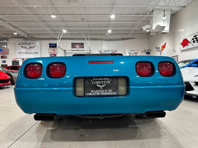 Used 1992 Chevrolet Corvette Convertible RWD image 24