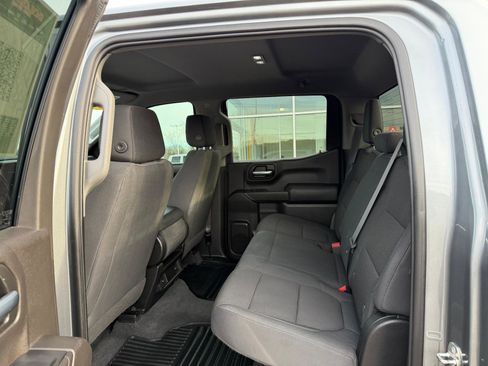 Used 2020 Chevrolet Silverado 1500 Custom Trail Boss w/ Custom Convenience Package image 15