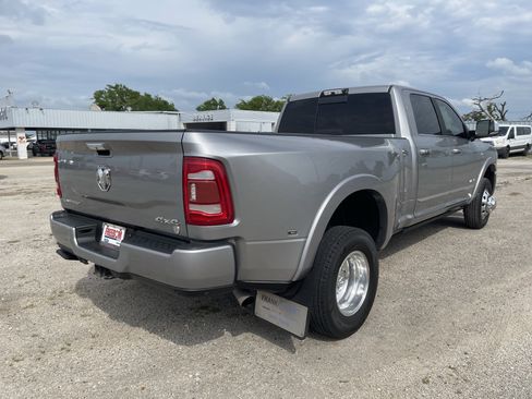 Used 2020 RAM 3500 Limited image 4