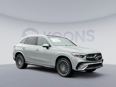 New 2026 Mercedes-Benz GLC 300 4MATIC image 2