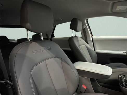 New 2026 Hyundai Ioniq 5 SEL image 15