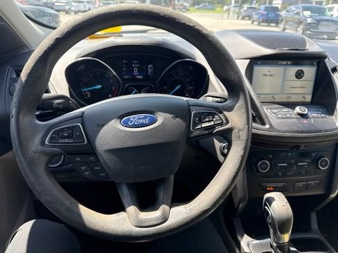 Used 2019 Ford Escape SE FWD image 11