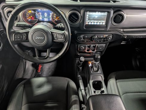 Used 2021 Jeep Wrangler Unlimited Sport AWD/4WD image 13