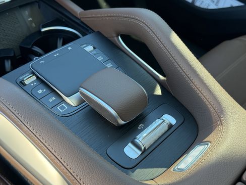 New 2026 Mercedes-Benz GLS 450 4MATIC image 26